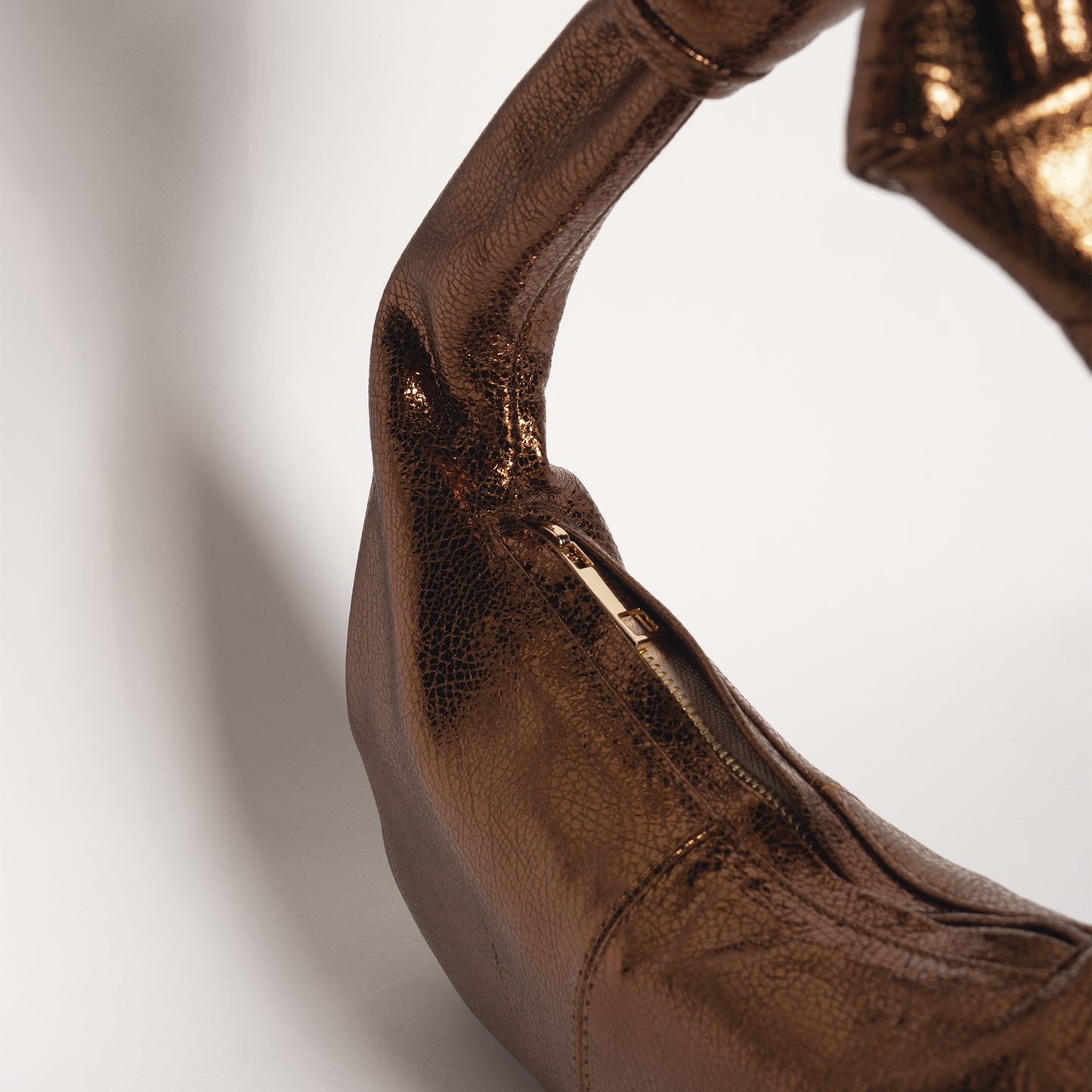 Bow Bag Bronz Leather