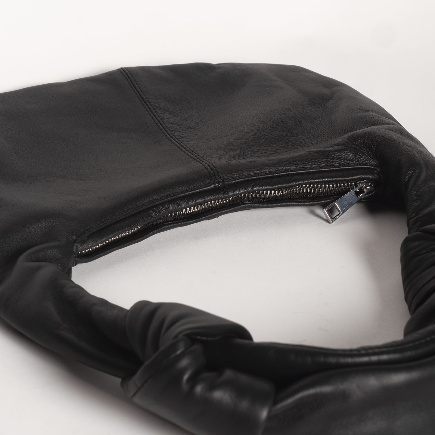 Bow Bag Black Leather